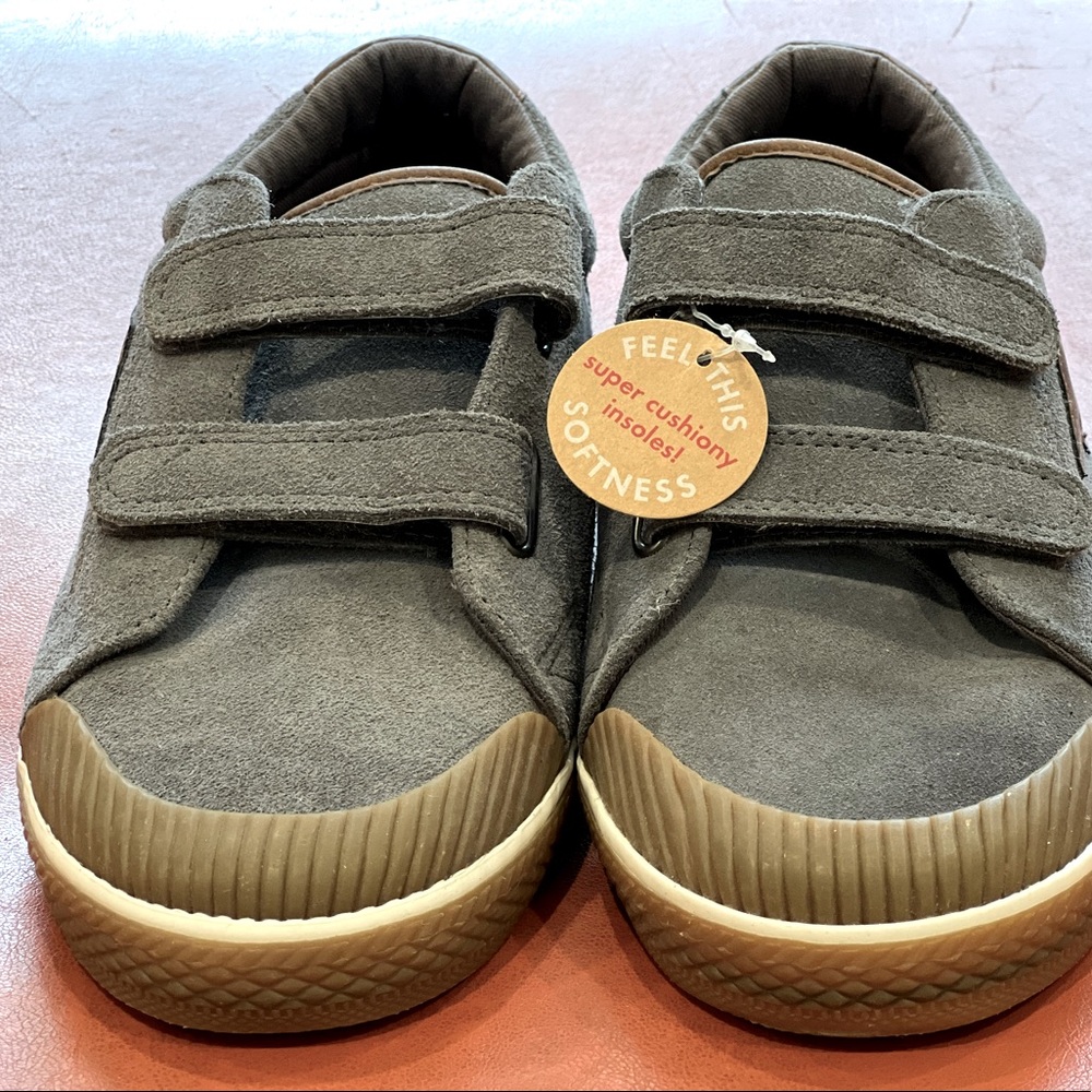 Hanna Andersson Kasper Boys Casual Sneaker Size 4M